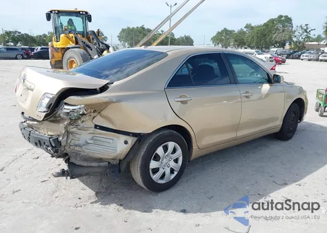 2011 Toyota Camry Le z USA, uszkodzony, nr VIN 4T1BF3EKXBU166147